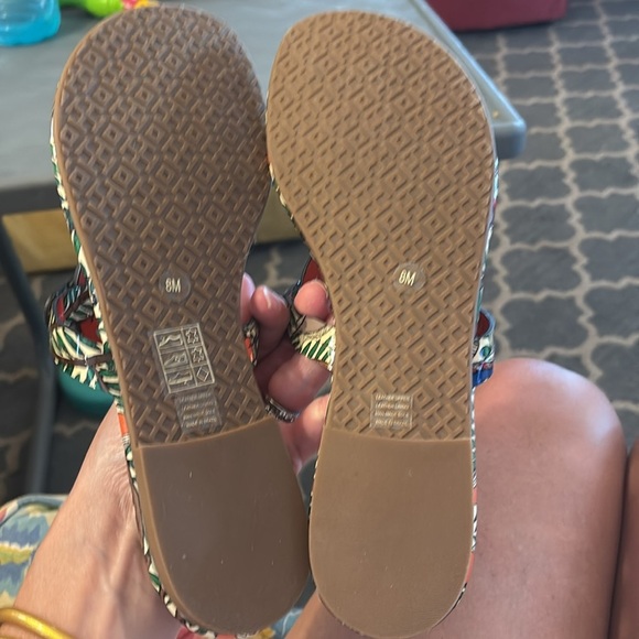 Tory Burch Something Wild Colorful Bird Print Miller Sandals - Picture 4 of 4